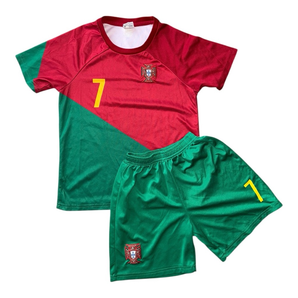 Christiano Ronaldo Portugal Home Kit 22/23 - kid